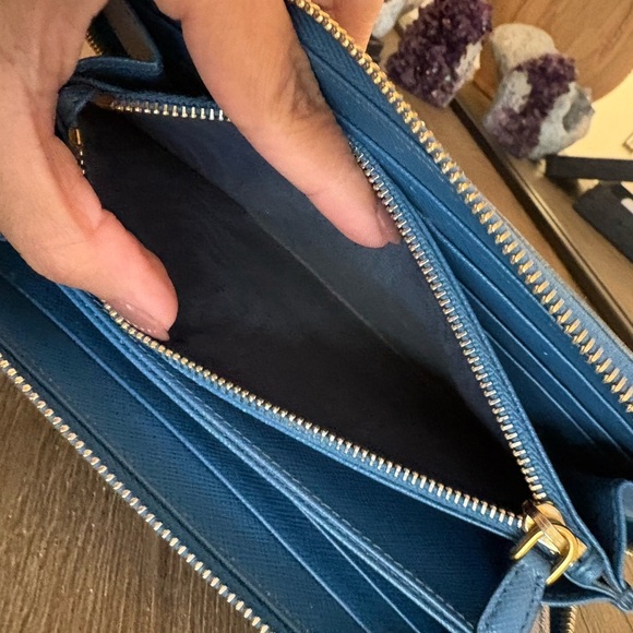 Prada Saffiano Ribbon Wallet FINAL PRICE - Picture 12 of 16